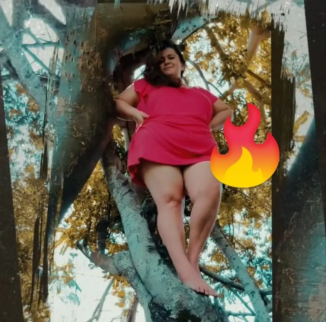 Hispanic milf image 6