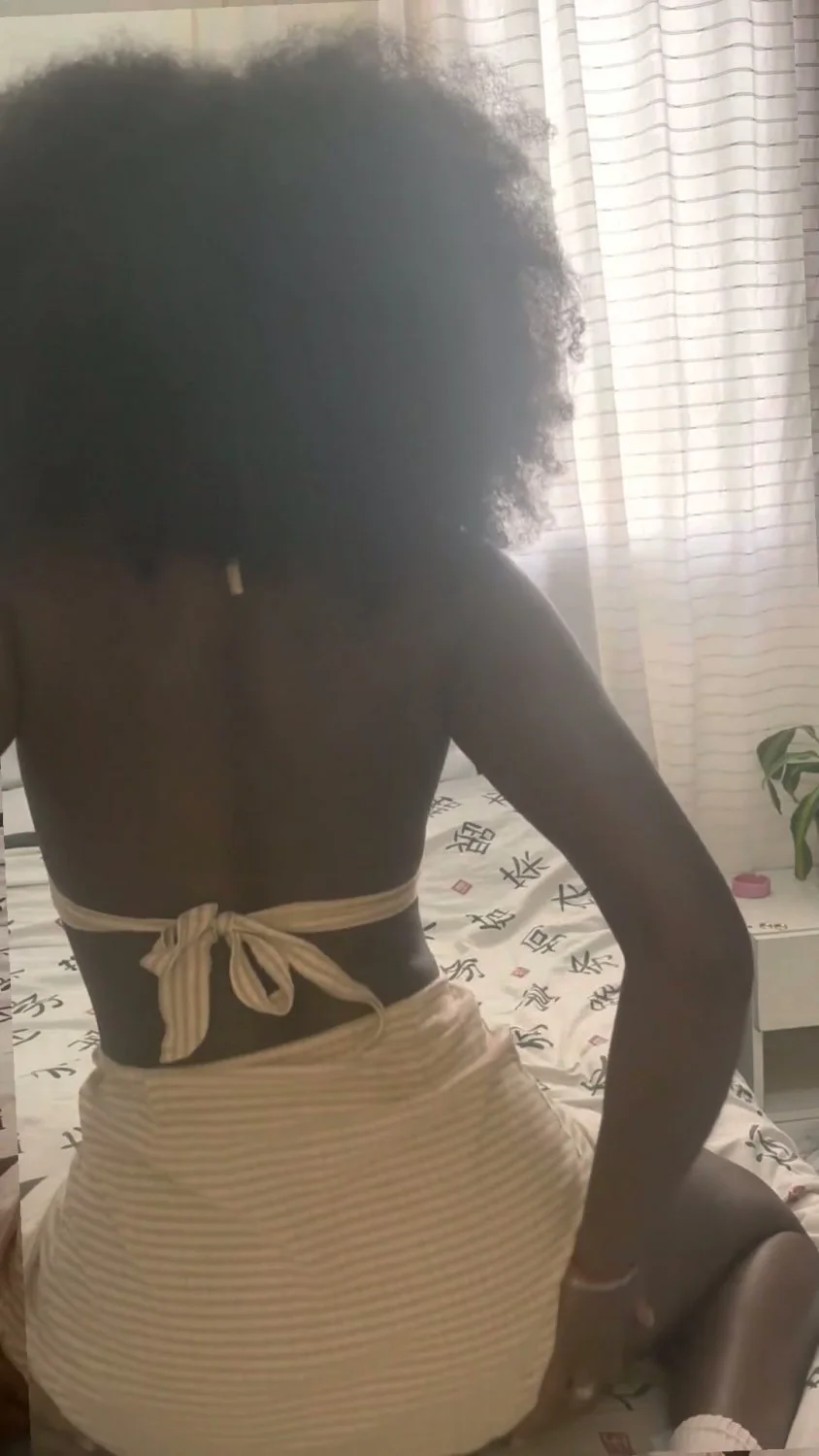 Gorgeous57 image 3
