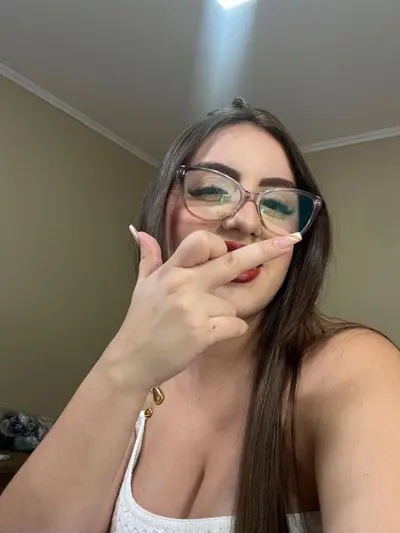 magiccm vaza namorada peituda cover image