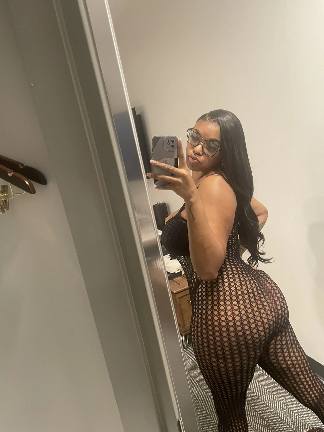 K’s specialty is being a thot main image