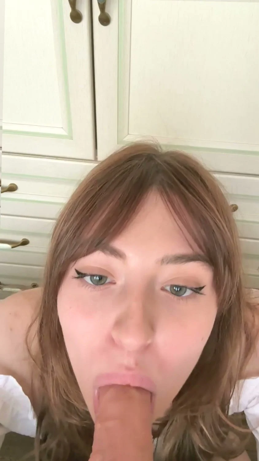 🔞 tight natural tits sucking dick wet dripping cum 🫦💦 My OF main image