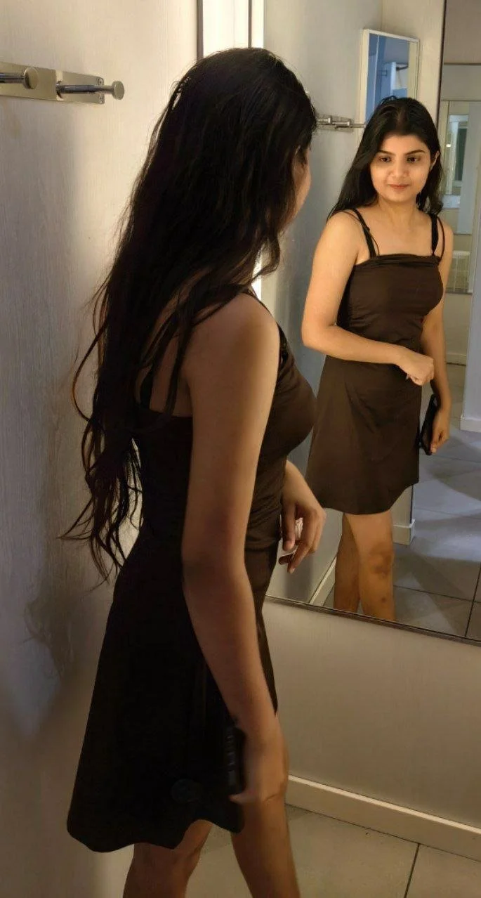 546 - Cute Indian gf leaked image 4