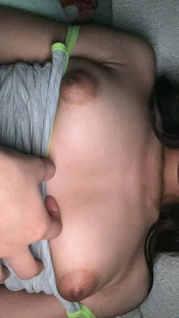 Más pendejas planas 🔥 image 18