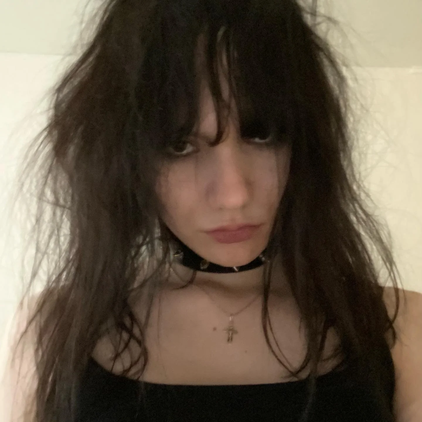 Feet of sad alt slut image 5