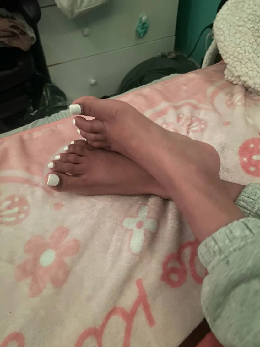 Barely legal 18 year old petite Mexican slut image 5