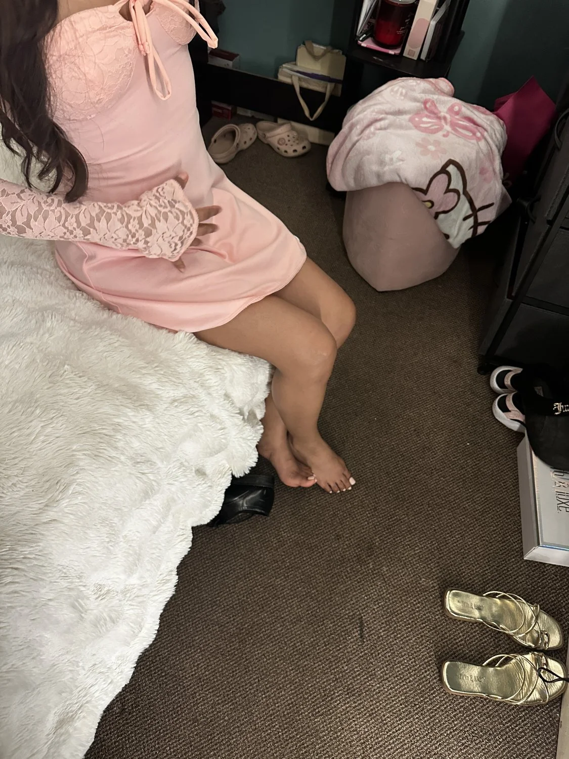 Barely legal 18 year old petite Mexican slut image 9