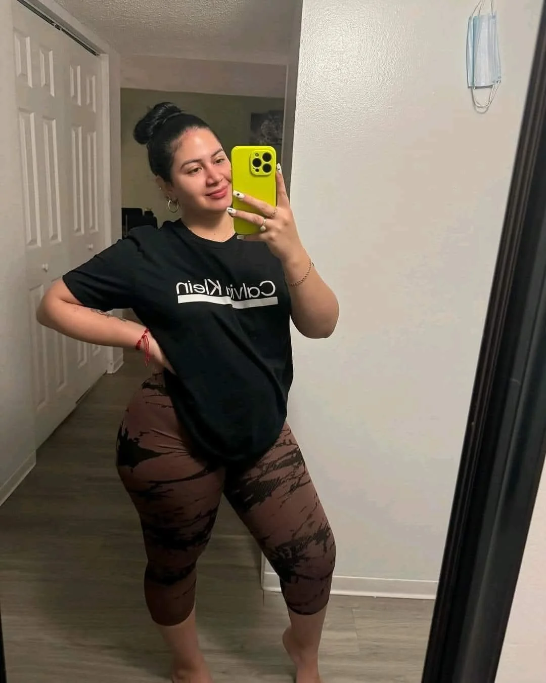 Cucks mom image 3