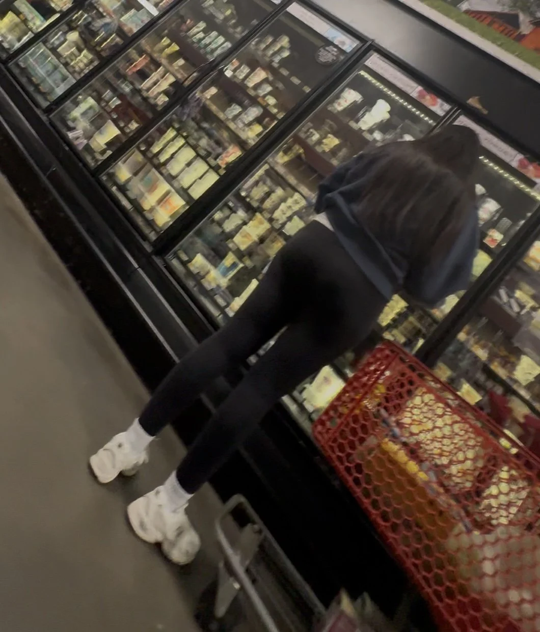 Oblivious girls are the best Pt 2. Add snap if you recognize the place lol: Zxiqu image 3