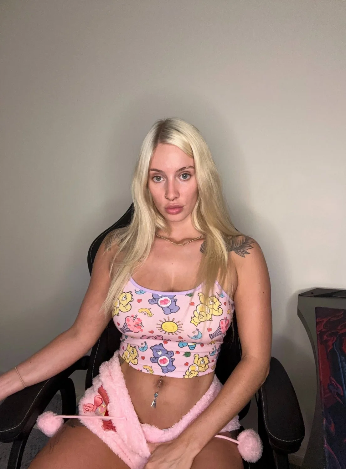 Your princess is ready for that big D you have main image