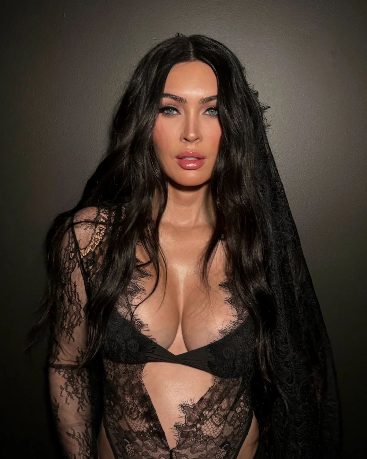 Megan Fox image 16