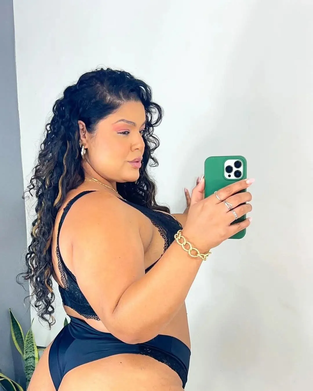 Gordinhas sem vergonha de lingerie image 10