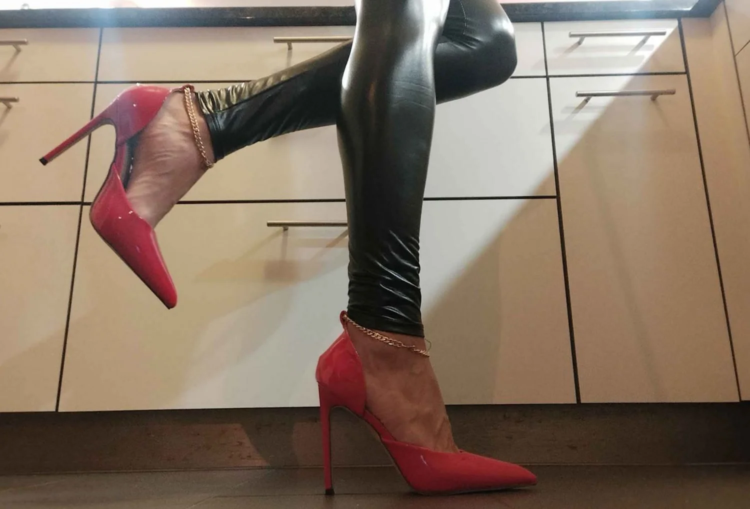 Sexy red High Heels 👠🤩 image 4