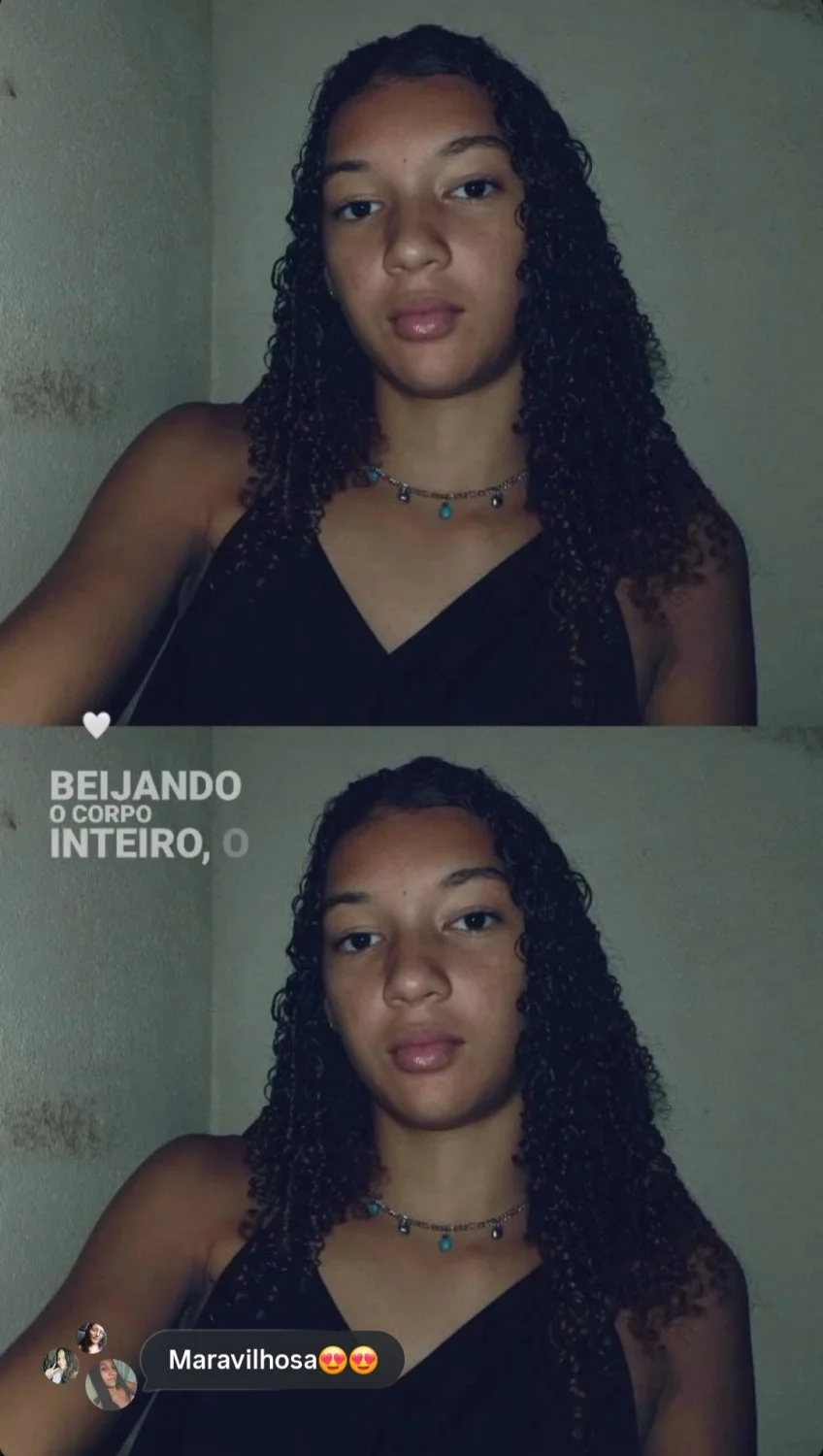 Confiou e Vazou fotos de novinha mostrando os peitinhos pro amigo image 6