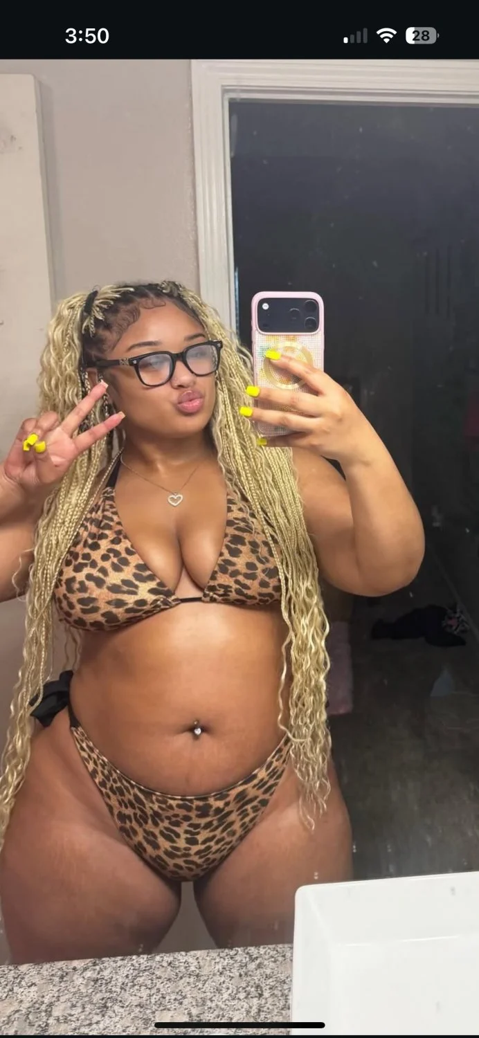 Just fucking gorgeous 🌟 image 2