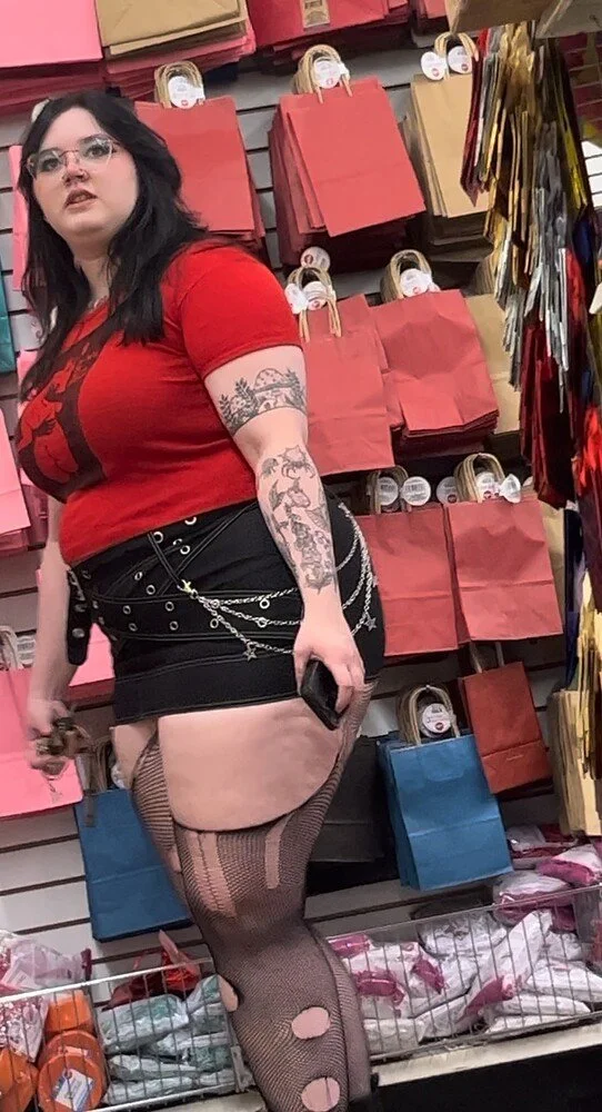 BBW Emo image 4