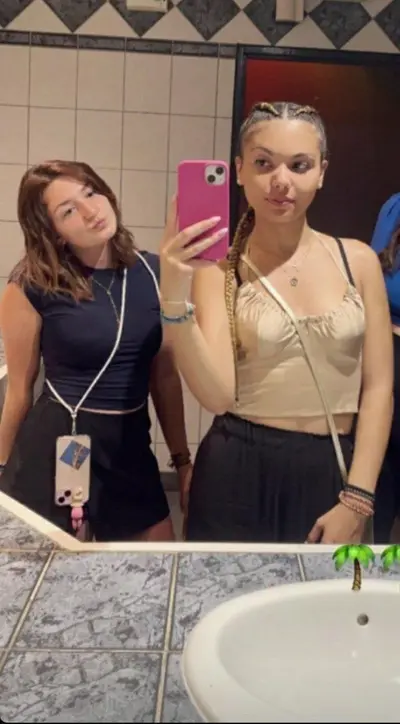 Duo de malade BLANCHE + MÉTISSE cover image