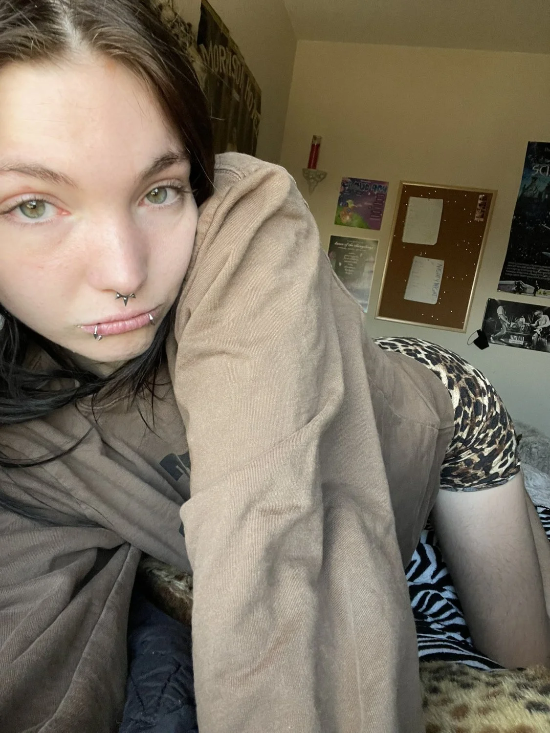 Beauty hairy girl image 12
