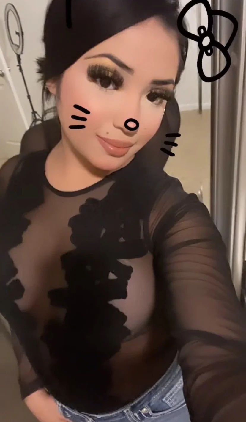 Latina image 1