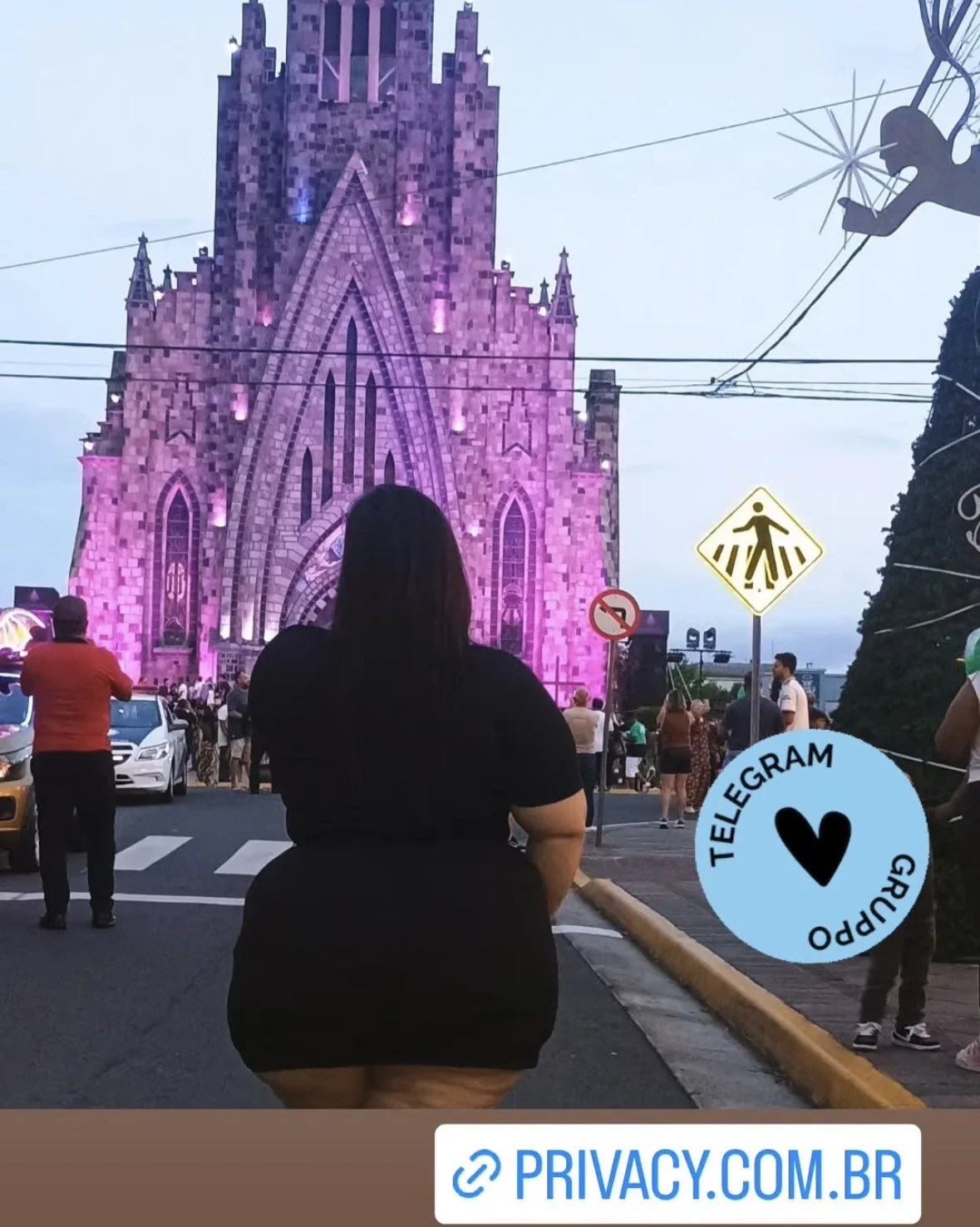 Gordi with the huge ass image 26