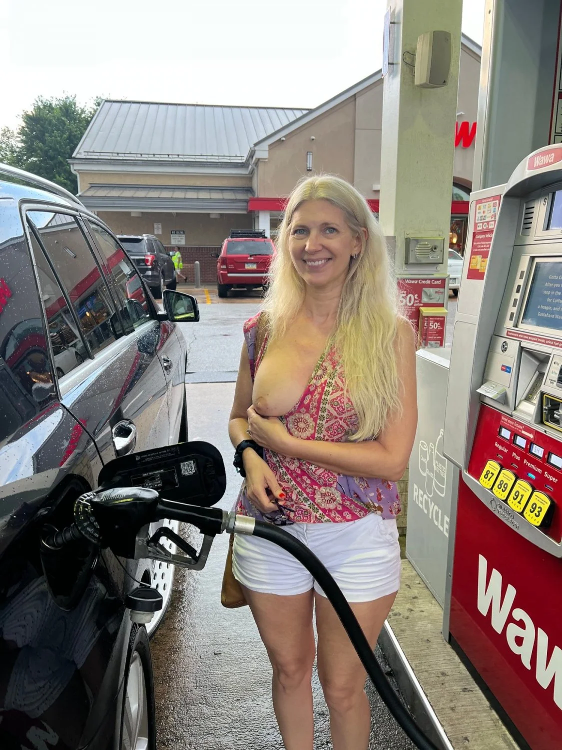 my wife's friend anabelle image 18