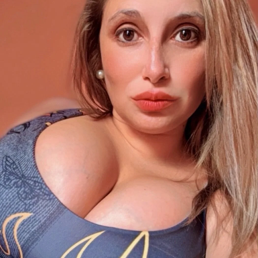 Lili Veterana Argentina Tetona de zona oeste image 3