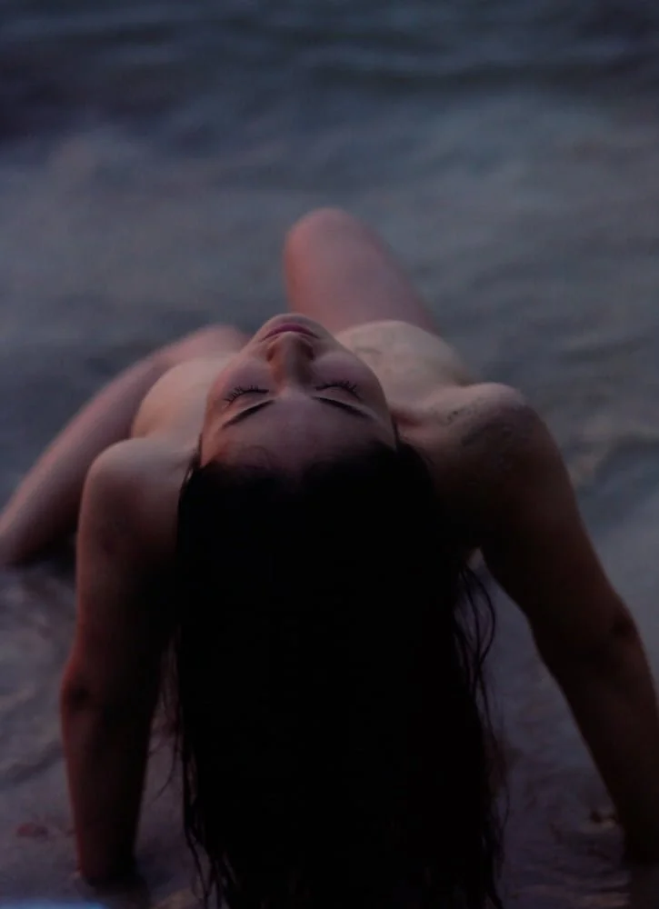 Gravure idol Saaya Irie Nude Sexy Leaked image 13
