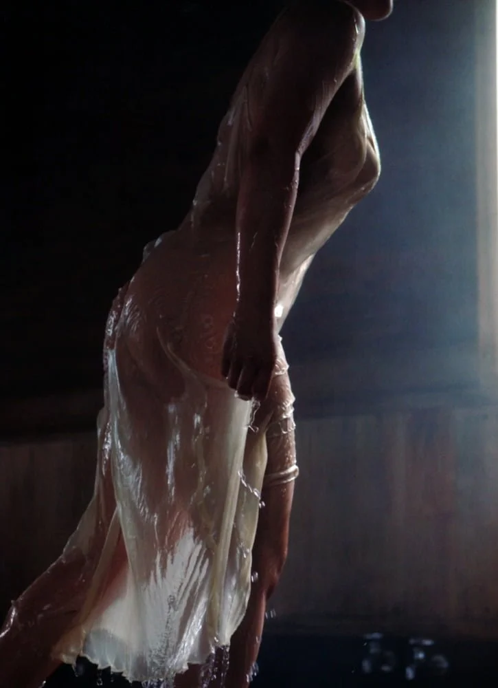 Gravure idol Saaya Irie Nude Sexy Leaked image 6