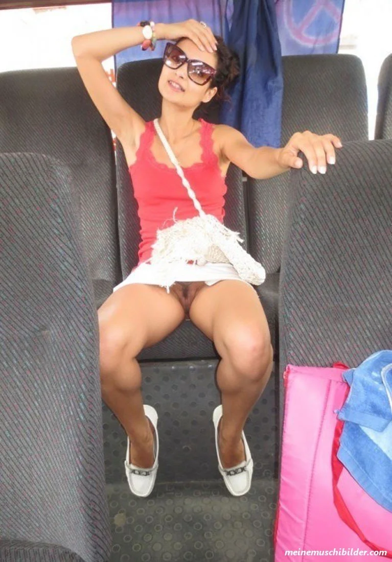 Upskirt 14 image 34