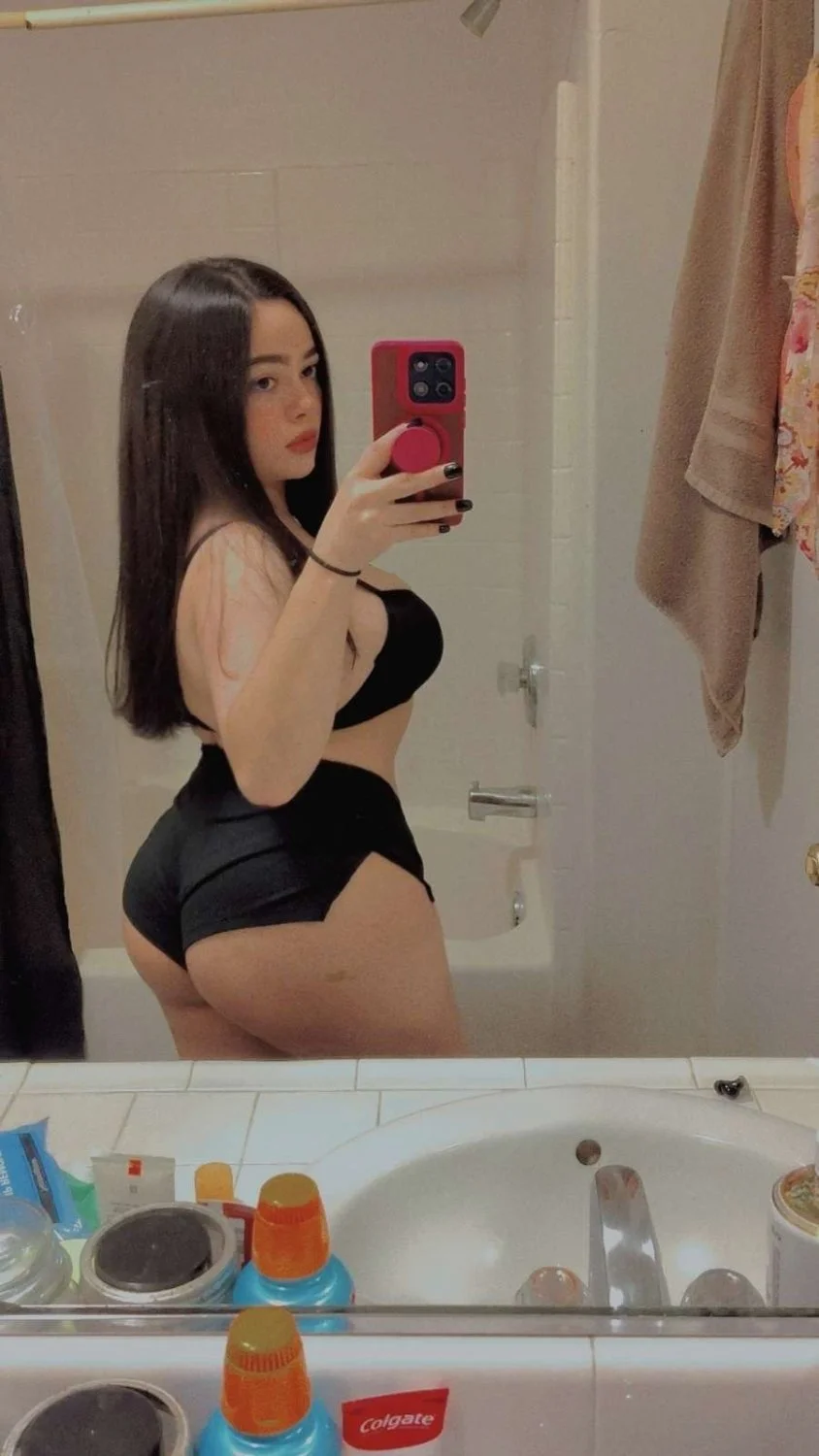 Thick Cali Latina main image