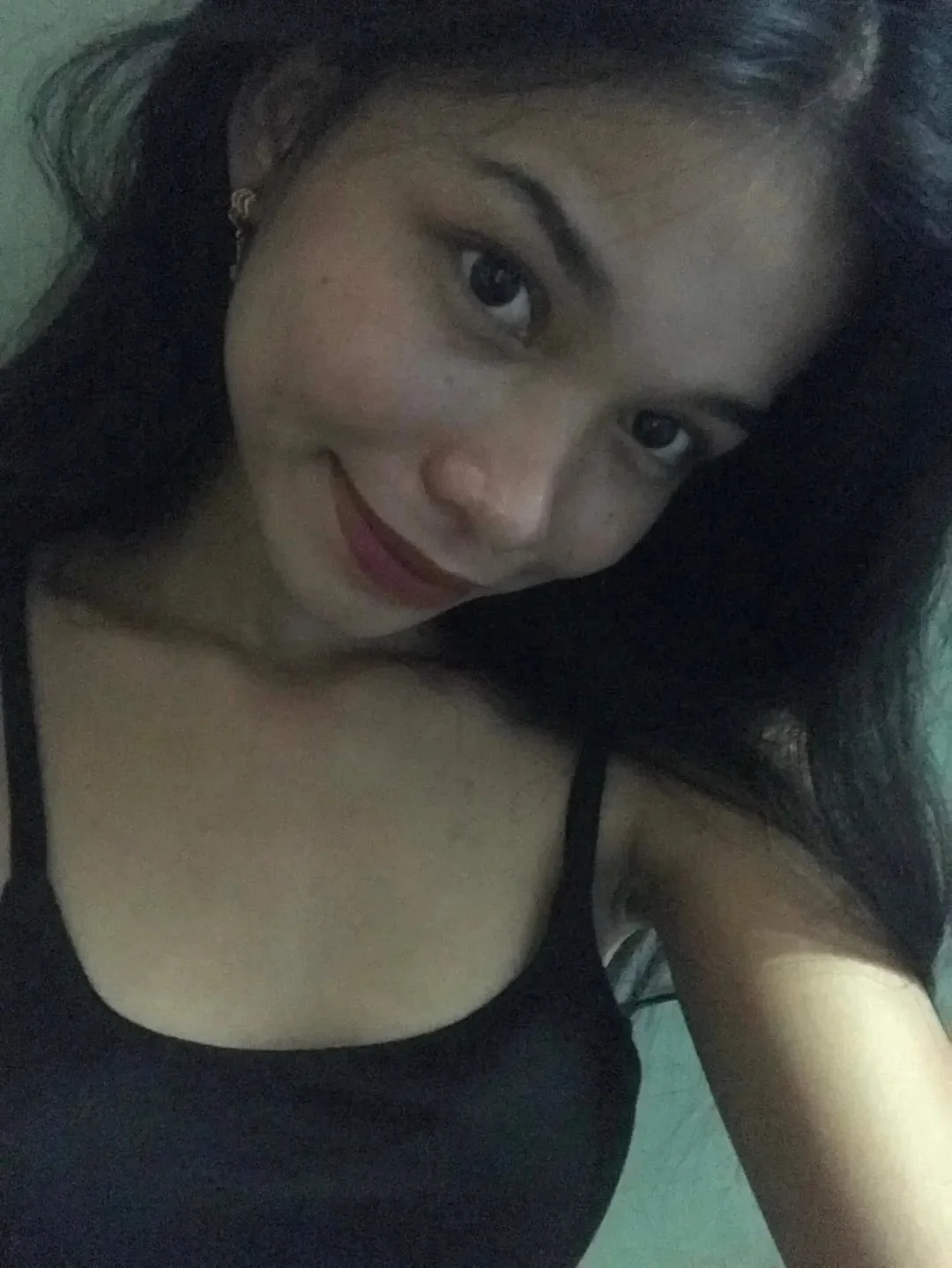 sharing my pinay cousins nudes main image
