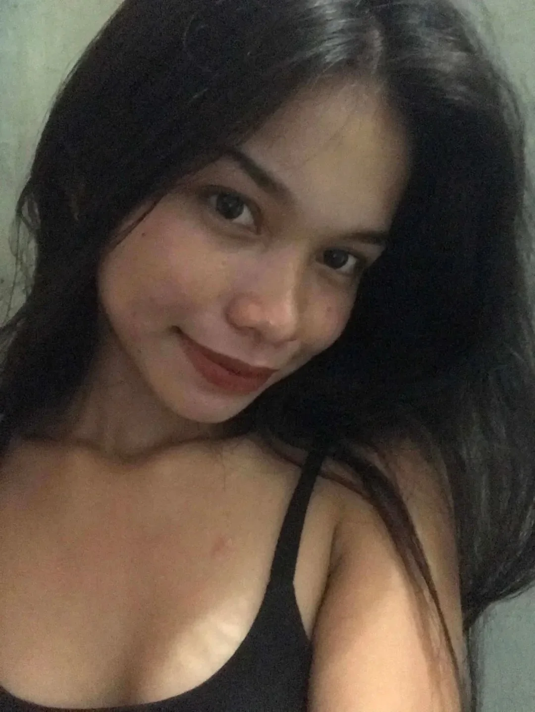 sharing my pinay cousins nudes image 5