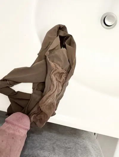 Playing with my latinas fucked and cum stained panties. cover image