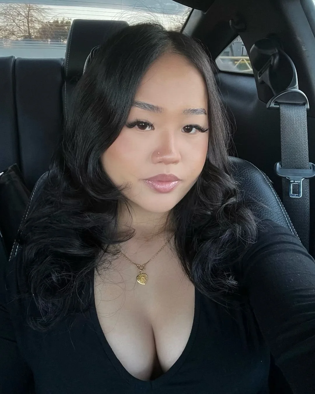 Evita the thick asian slut wants some BBC image 4