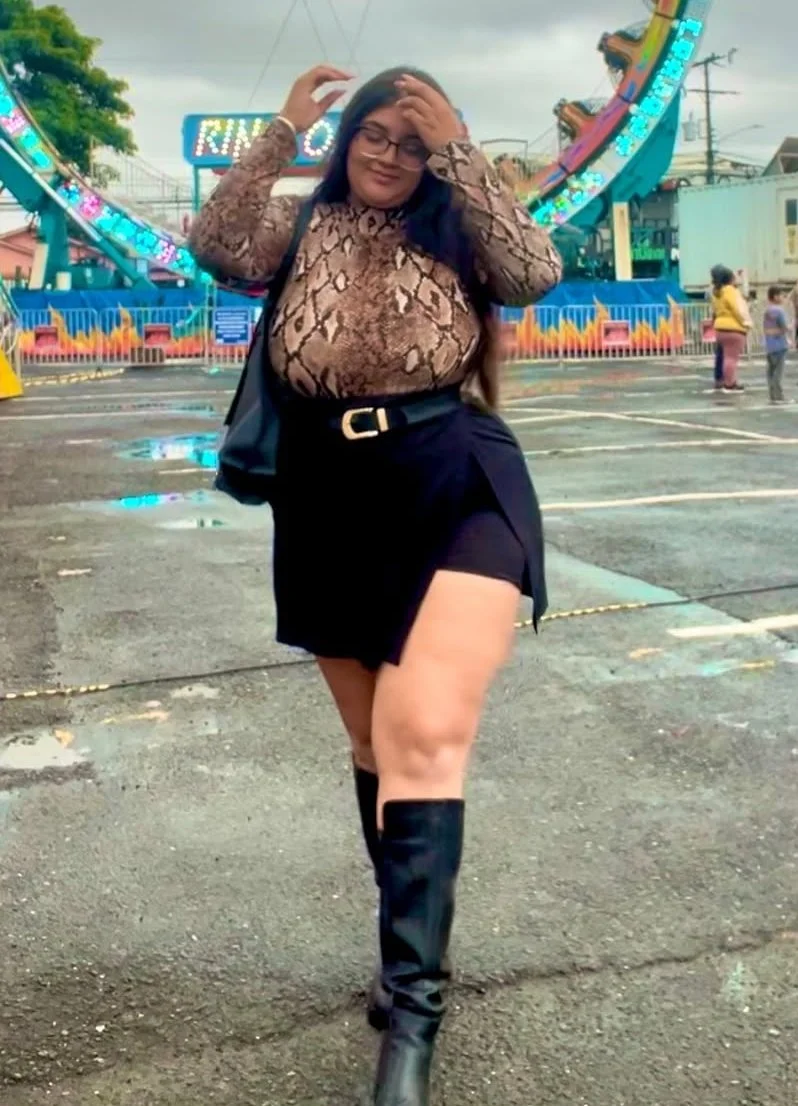 Pamela curvy #1 image 2