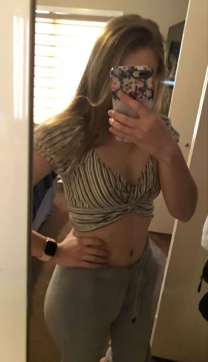 Kik 21yo blonde slut exposed main image