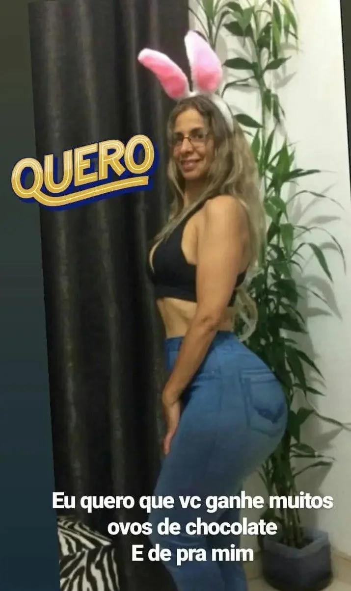 Coroa muito rabuda exibida do Facebook gi ribeiro image 15