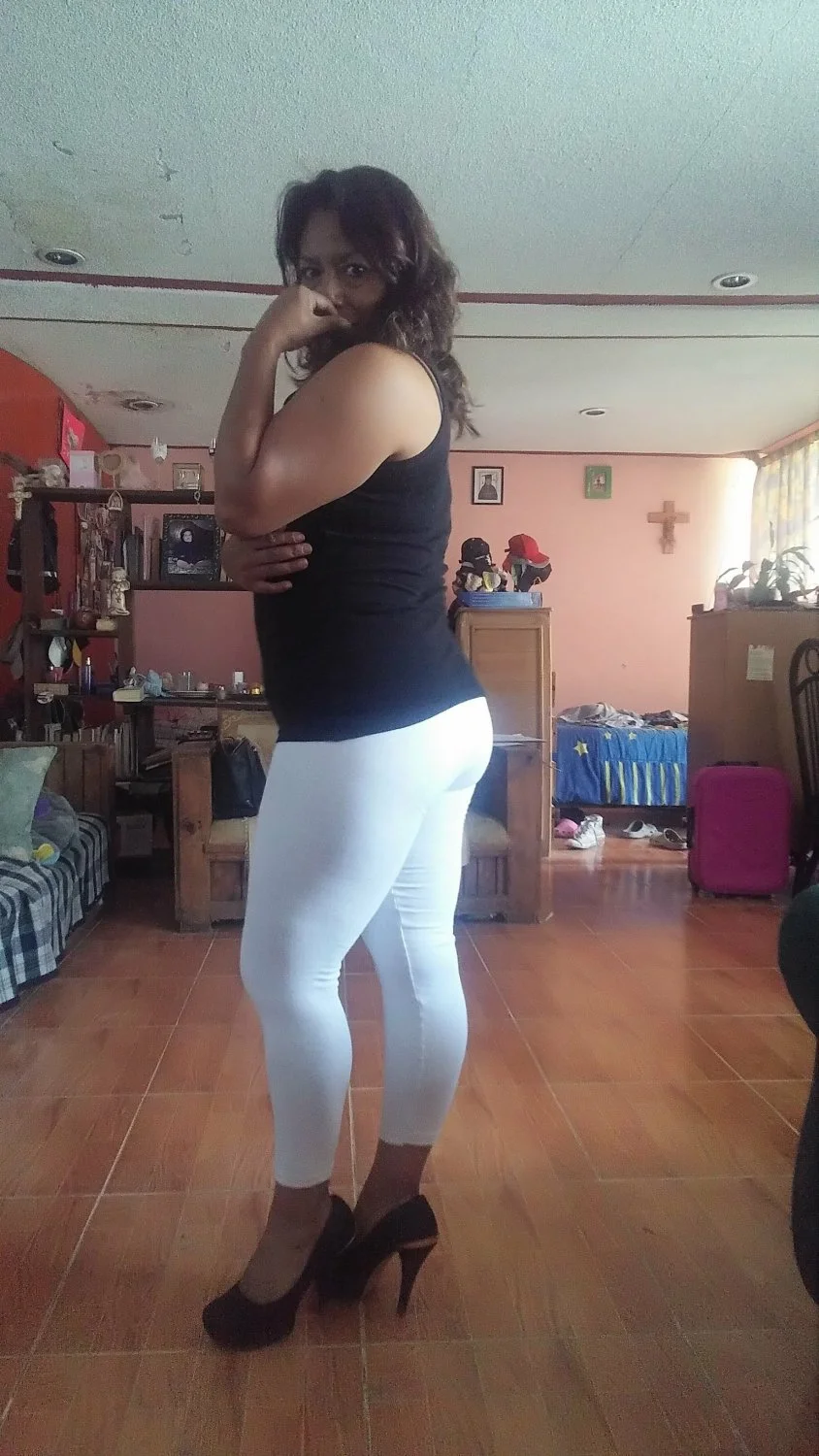 La primera putita de las Jiménez image 27