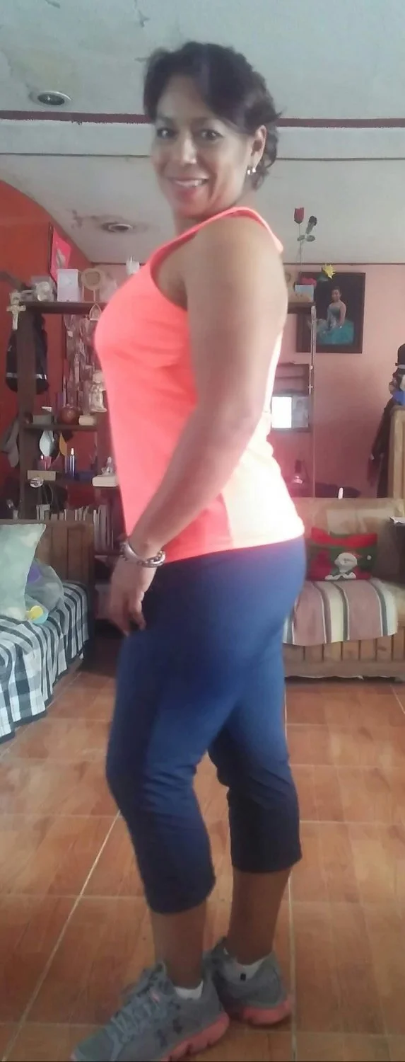La primera putita de las Jiménez image 4