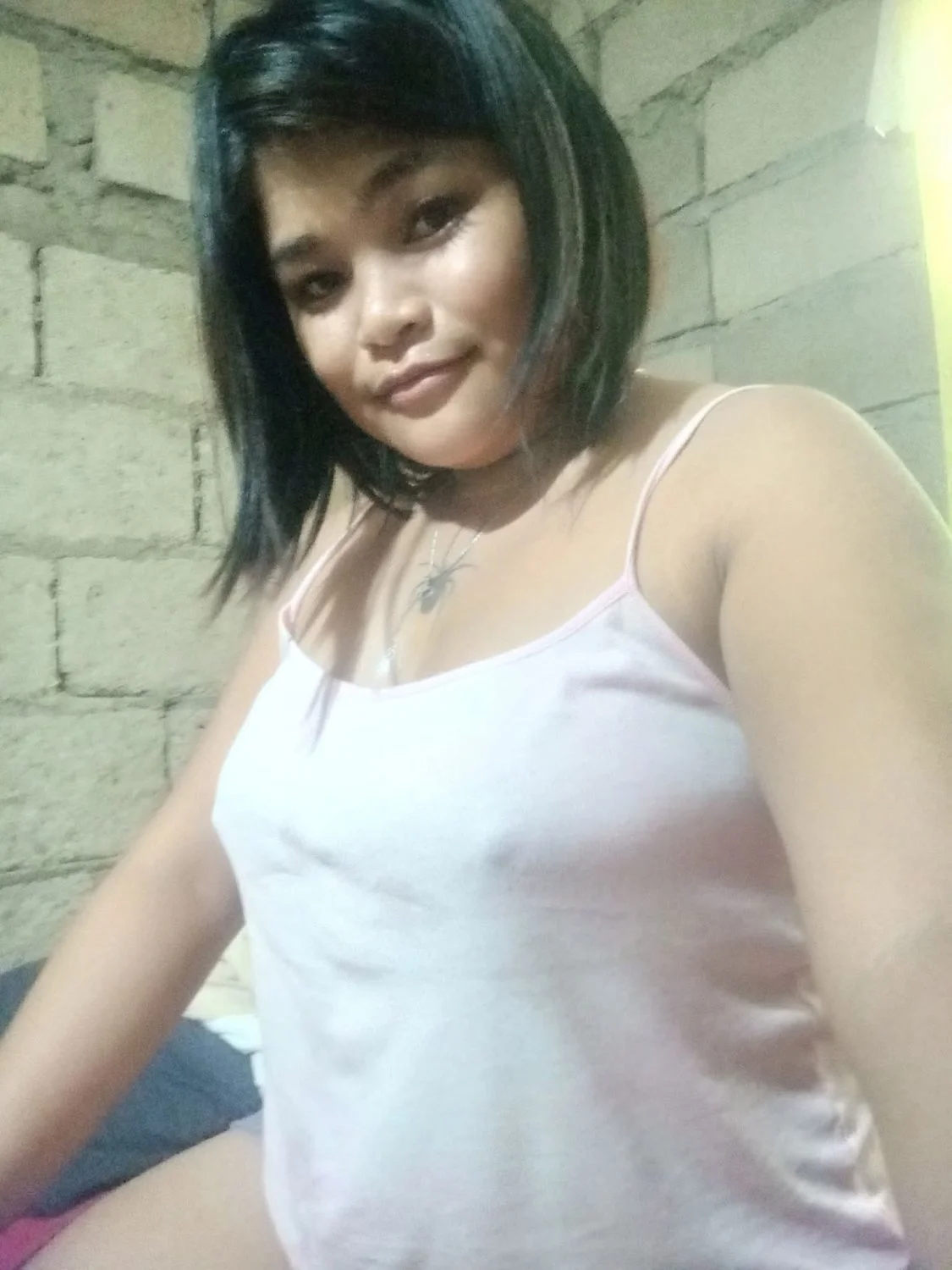 Chubby Filipina Analisa image 19