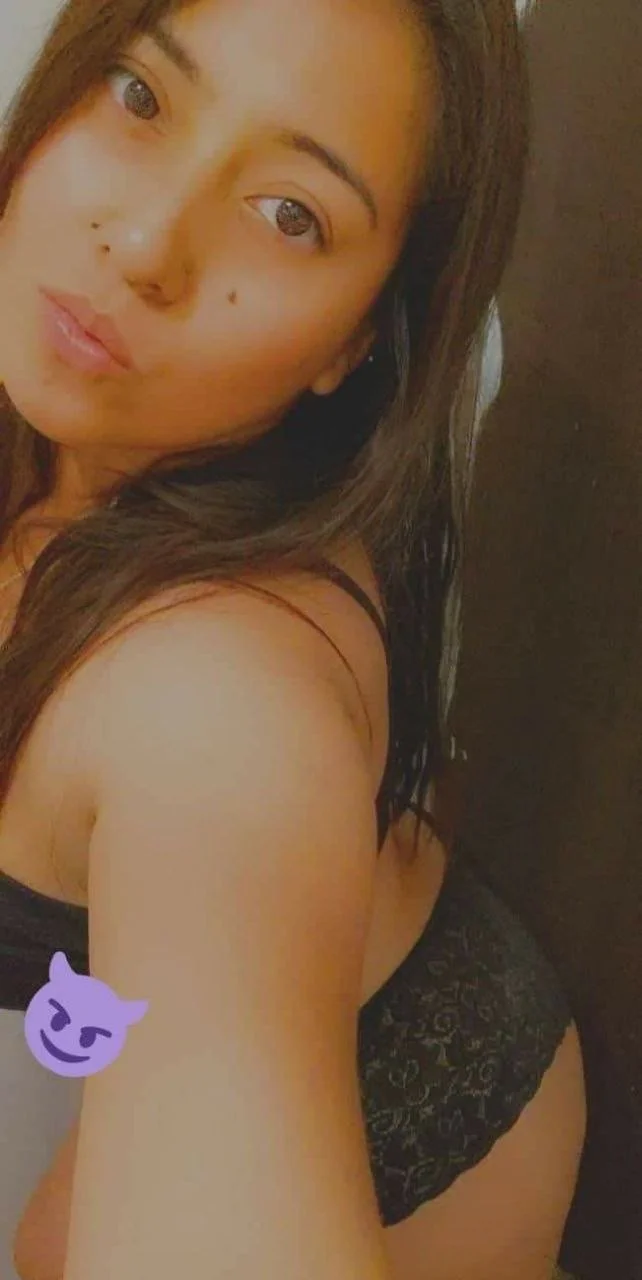 Thicc Venezuelan babe Mary Angel displays her curvy ass and huge milky tits image 22