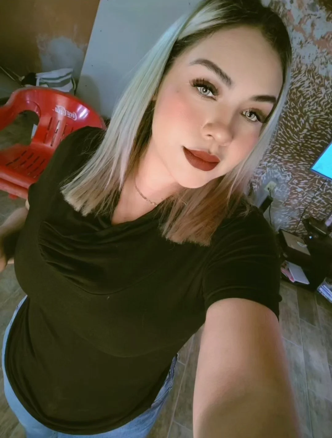 Milf putita sexy cachonda y Linda image 5