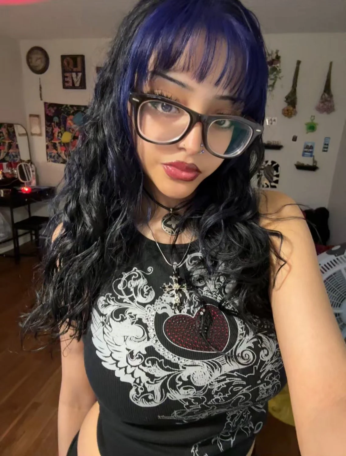Pretty latina with glasses main image