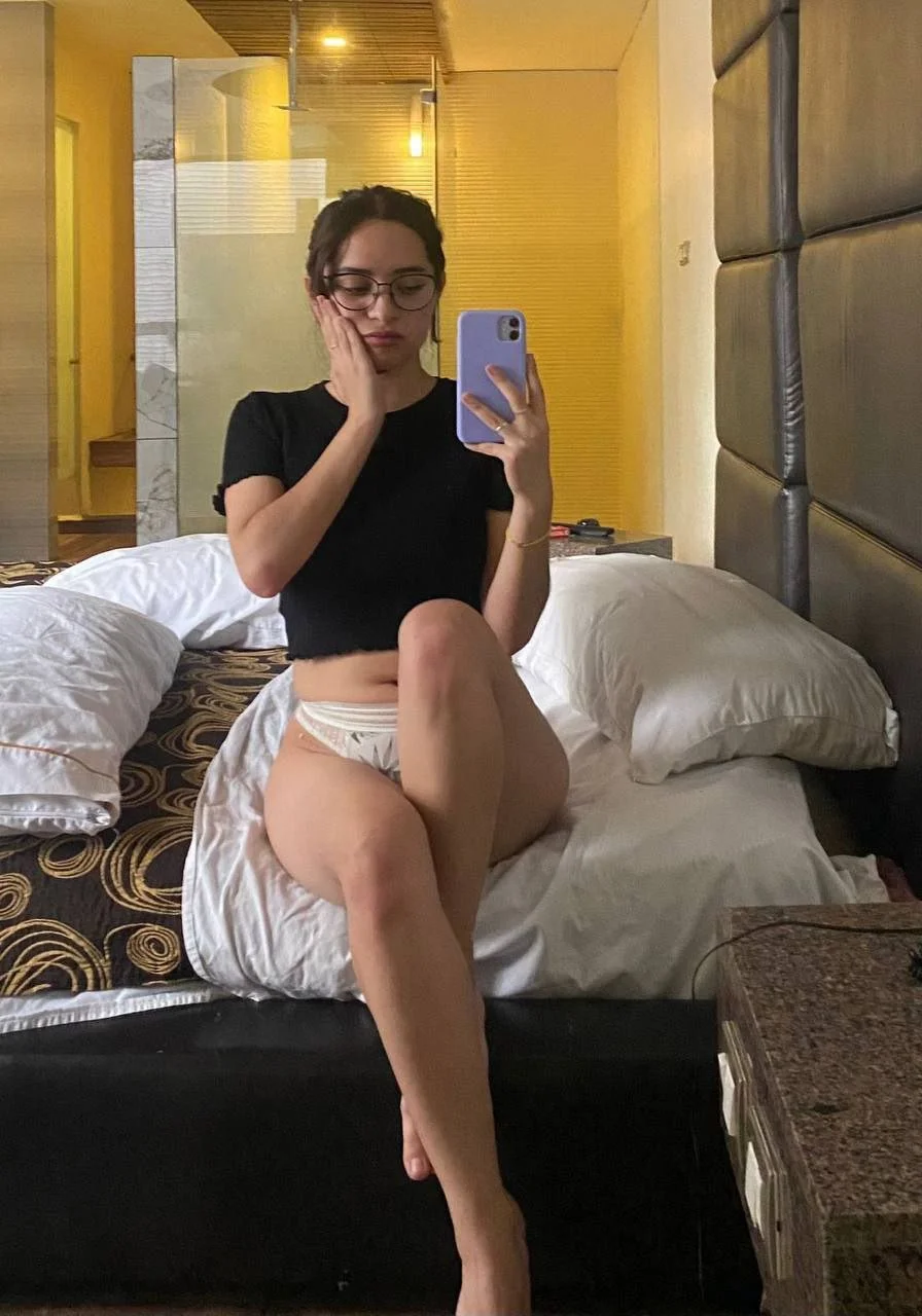 Slutty Mexican gf exposed image 5