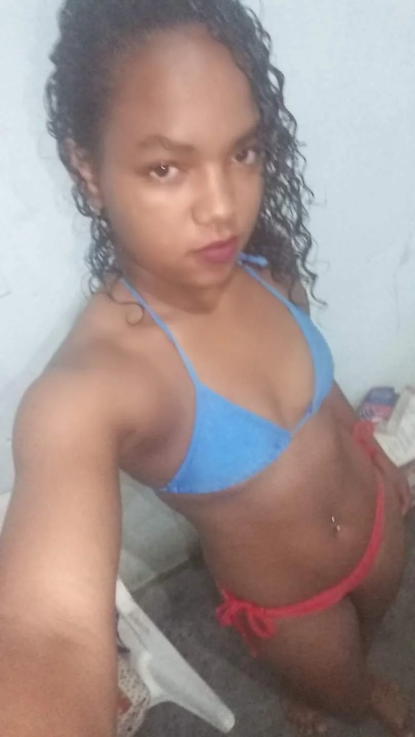 Bucetuda morena main image
