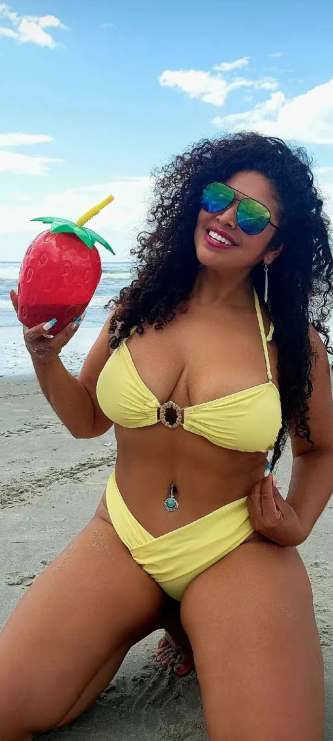 Milf ricas tetas image 2
