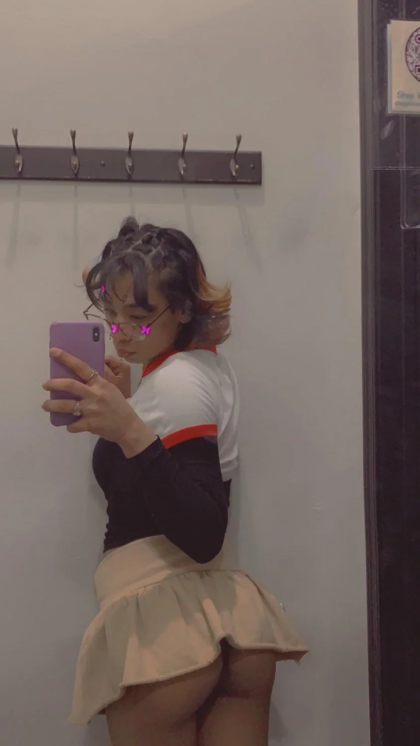 Petite ebony baddie main image