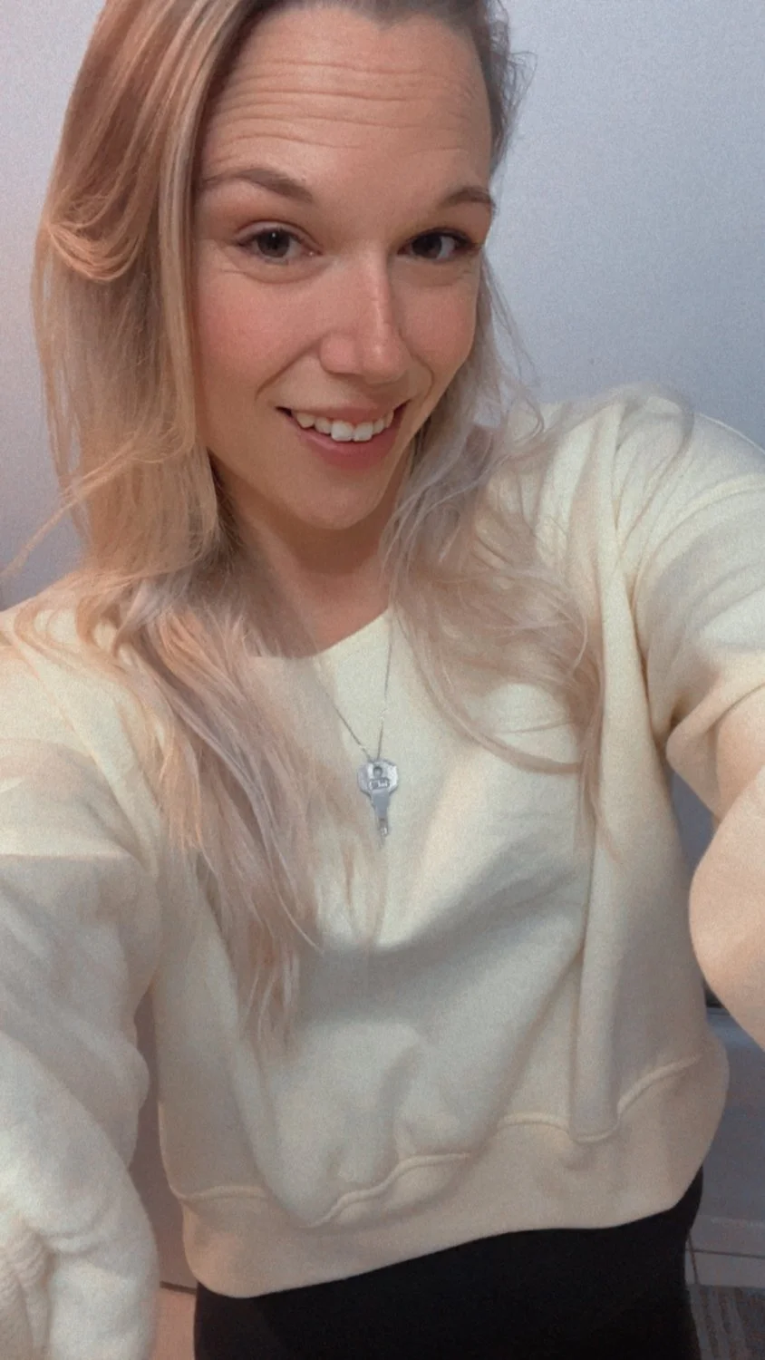 Hotwife wearing chastity key image 3
