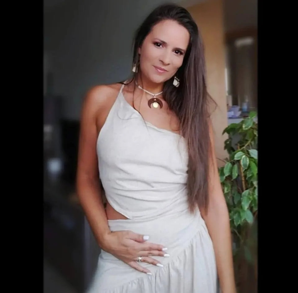 Karine milf Française image 3