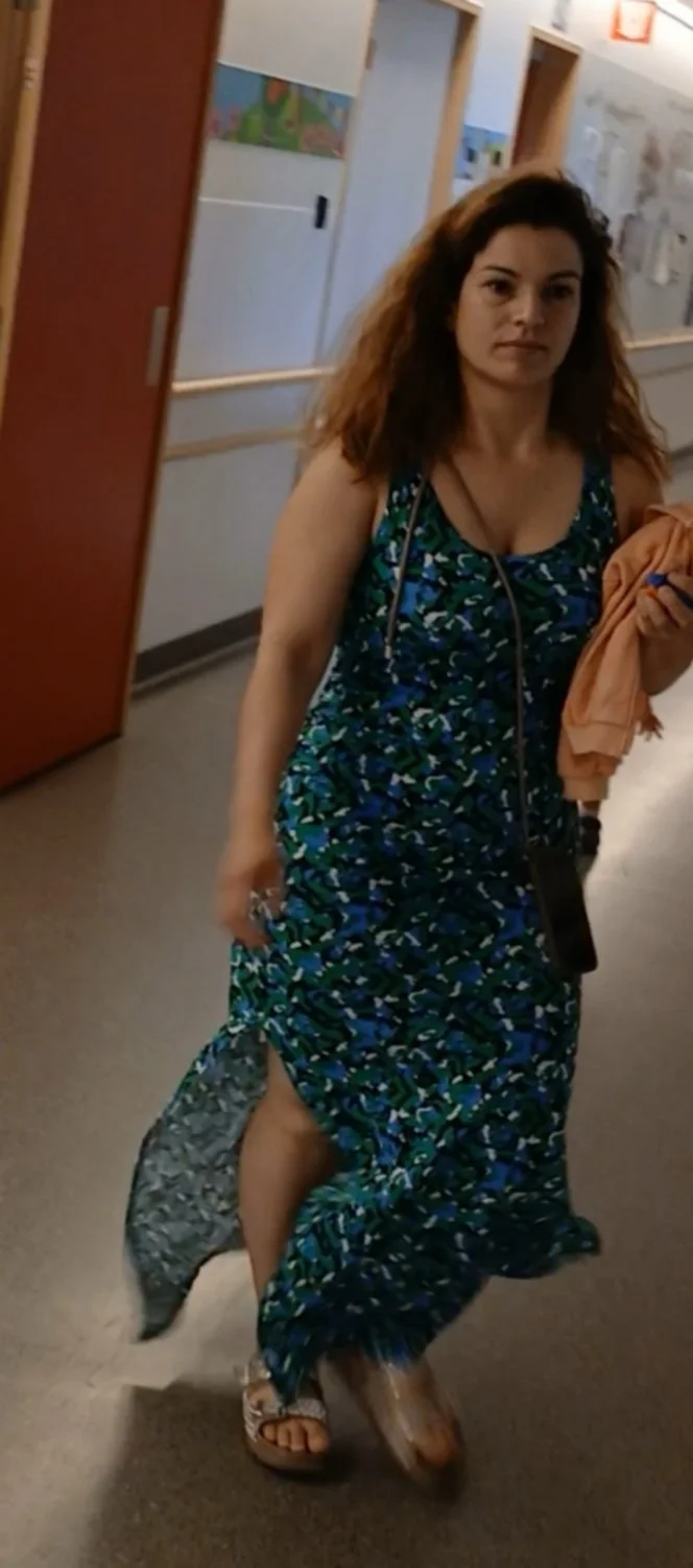 Thicc mom milf slut caught creepshot image 2