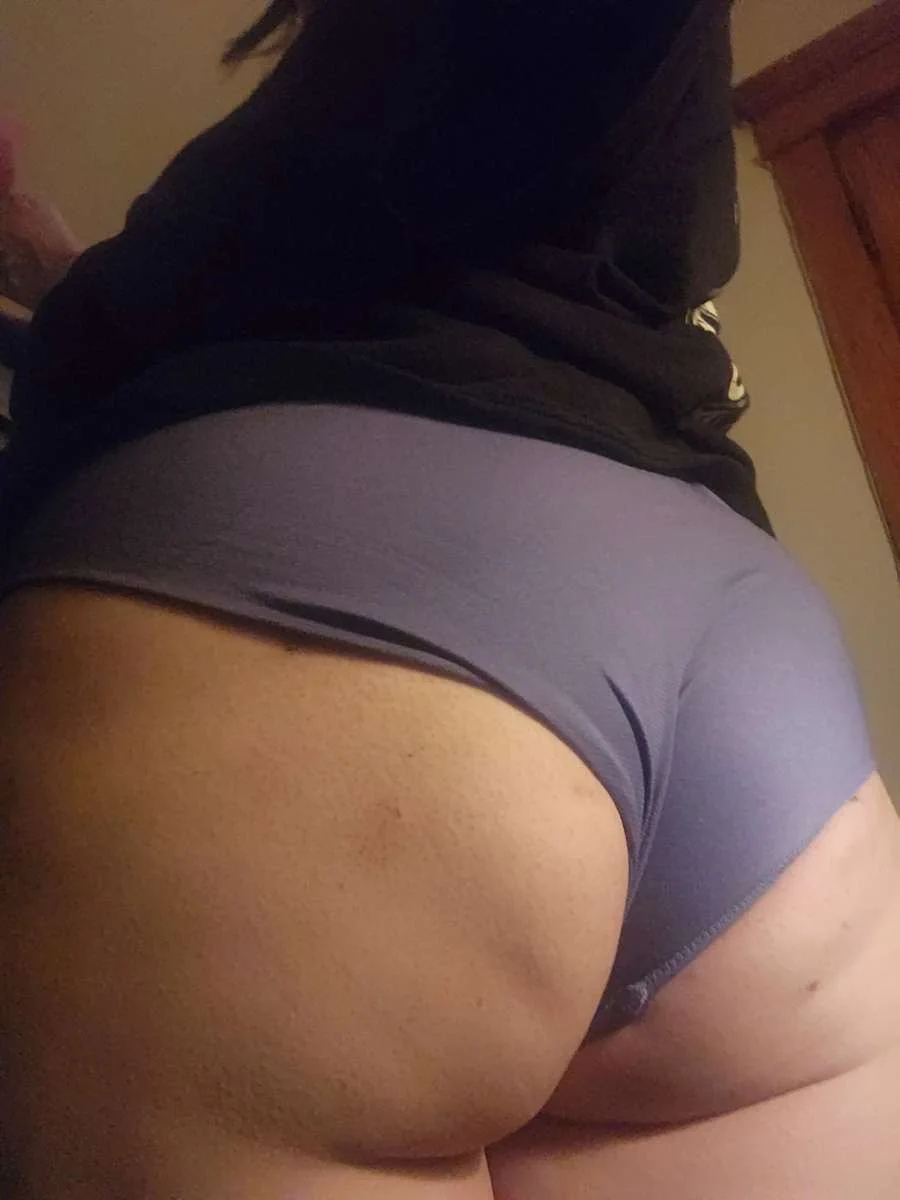 Sexy latina image 18